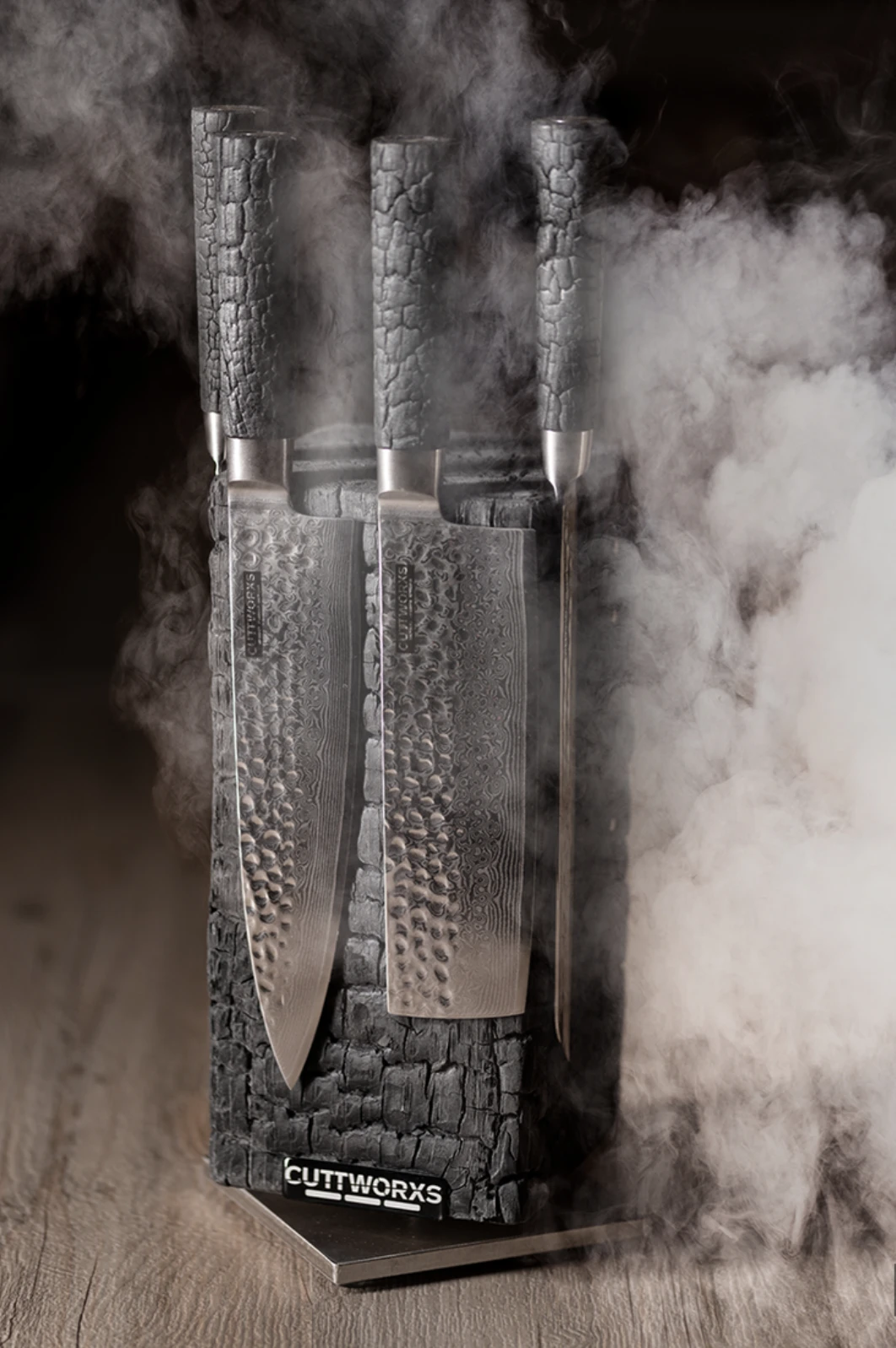 Cuttworxs Flamewood Koksmes Damaststaal VG10 Cuttworxs Flamewood Koksmes Damaststaal VG10 -Keukengrill cuttworxs flamewood koksmes damaststaal vg10 4