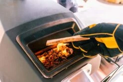 Ooni Karu 16 Houtskoolgestookte Pizzaoven -Keukengrill ooni karu 16 houtskoolgestookte pizzaoven 6