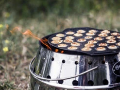 Petromax Gietijzeren Poffertjes Pan 6 Petromax Gietijzeren Poffertjes Pan -Keukengrill petromax gietijzeren poffertjes pan 4